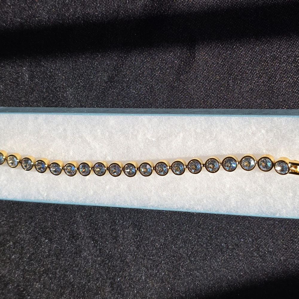 Swarovski CrystalMoonlit  Ice Gold Bracelet with Sparkling Crystals - Picture 5 of 10